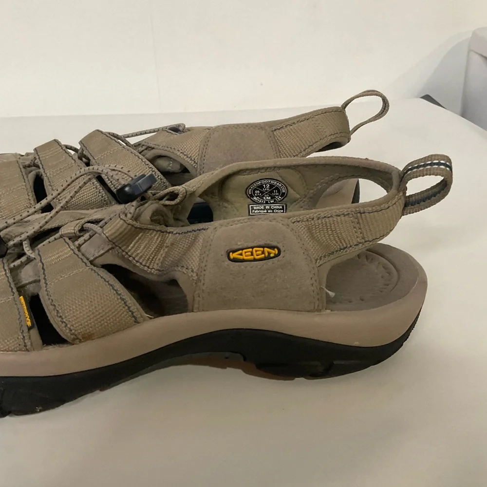 Keen’s Newport H2 Water Hiking Sandal; Easy On Bungee Cinch, Toe Bumper, Size 12